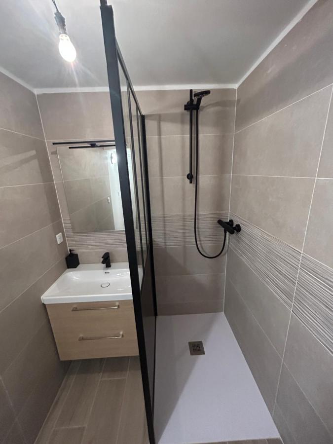 Petit Appart Cosy En Centre Ville Сет Екстериор снимка